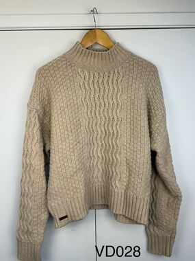 66°North Lambswool Cable Knit Sweater XL